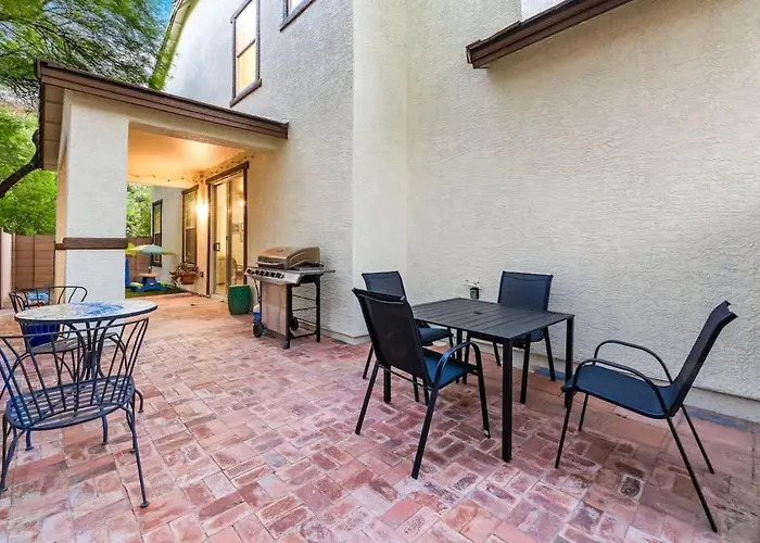 Сasa de vacaciones Peaceful 2 Story Home-pet Friendly