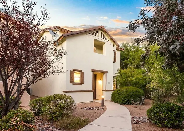 Сasa de vacaciones Peaceful 2 Story Home-pet Friendly Tucson