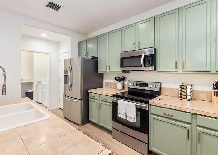 Сasa de vacaciones Peaceful 2 Story Home-pet Friendly Tucson
